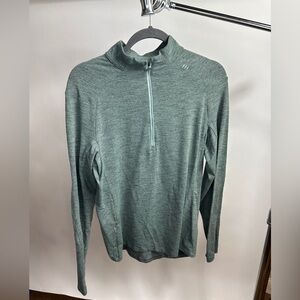 Lululemon Surge Warm Half Zip size M